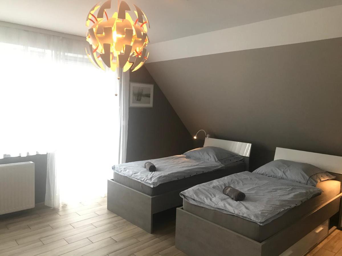 Ferienwohnung Am Uniklinik Lübeck Exteriör bild