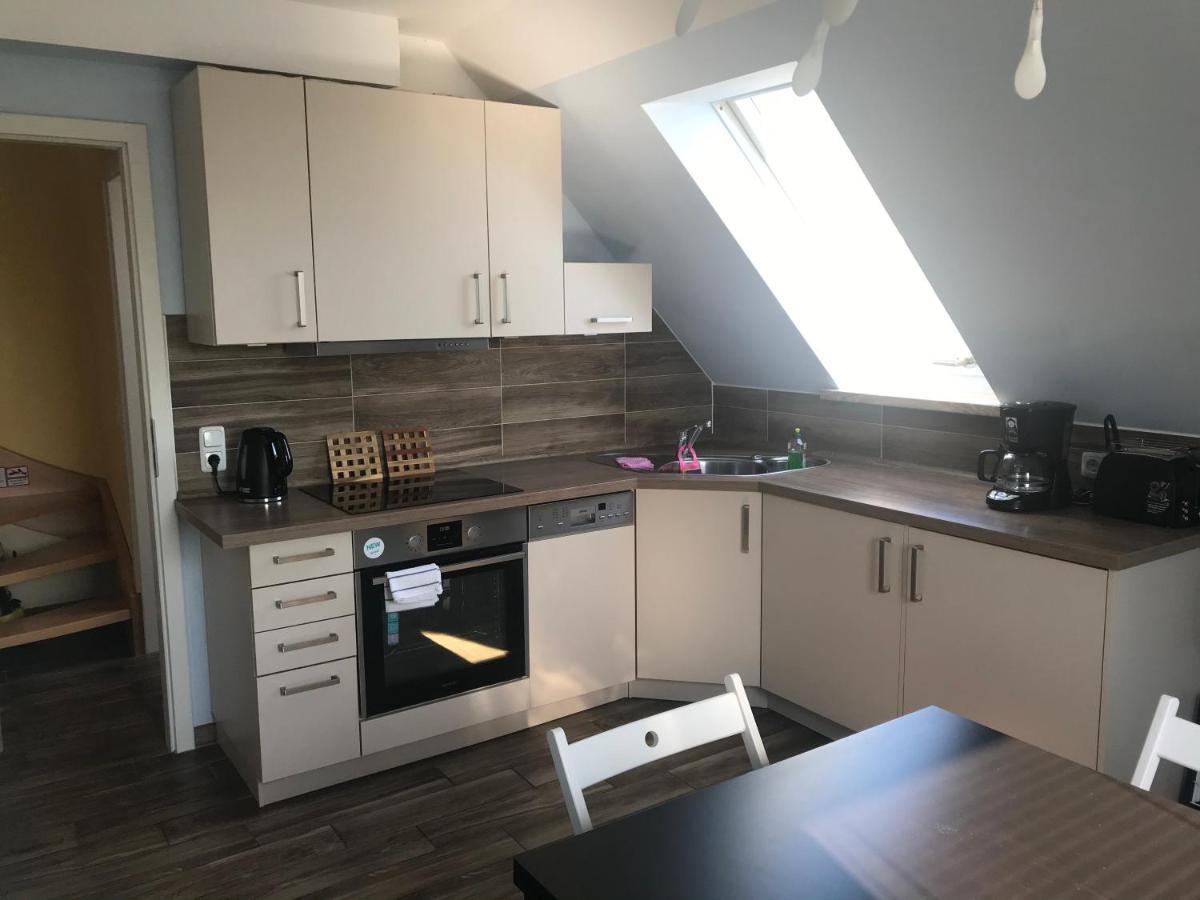 Ferienwohnung Am Uniklinik Lübeck Exteriör bild