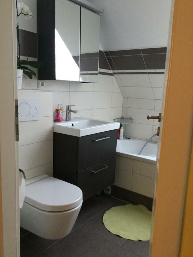 Ferienwohnung Am Uniklinik Lübeck Exteriör bild