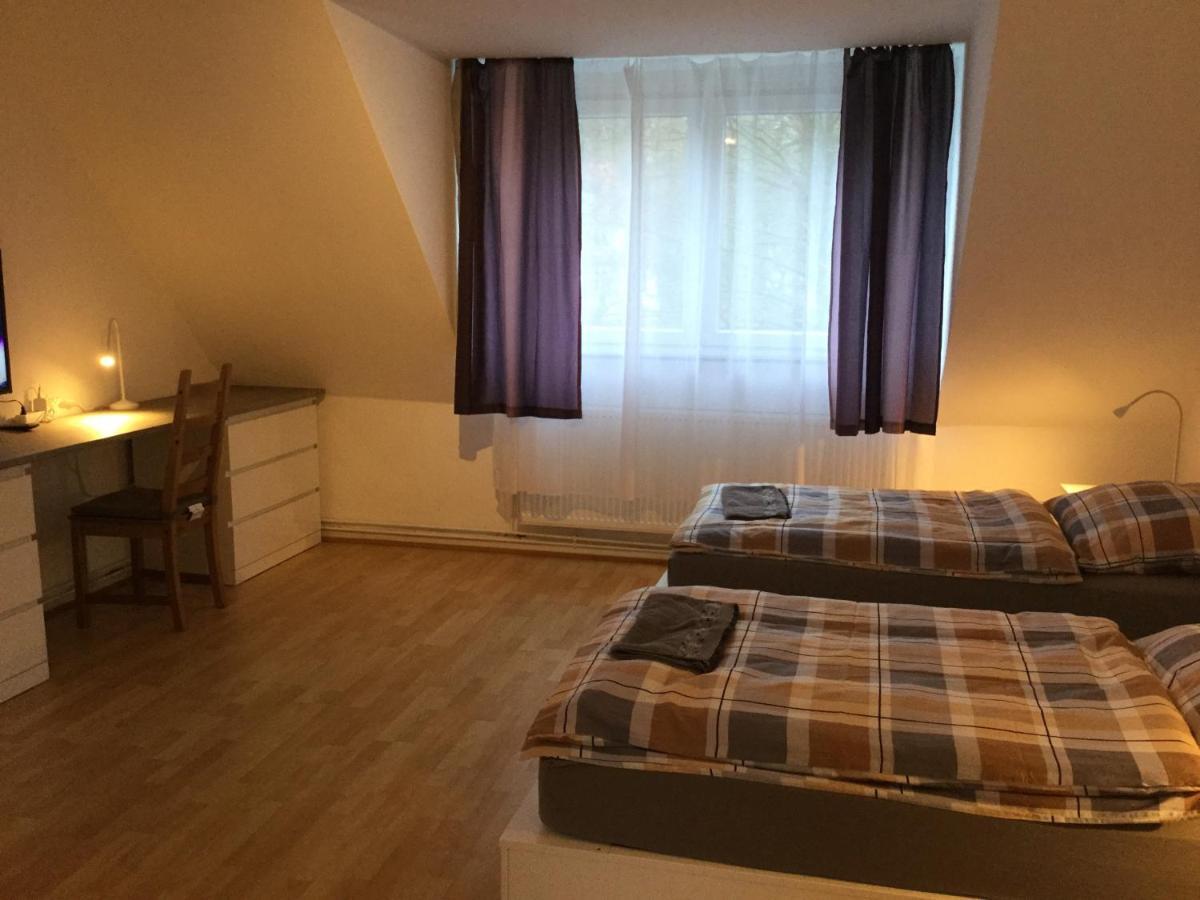 Ferienwohnung Am Uniklinik Lübeck Exteriör bild